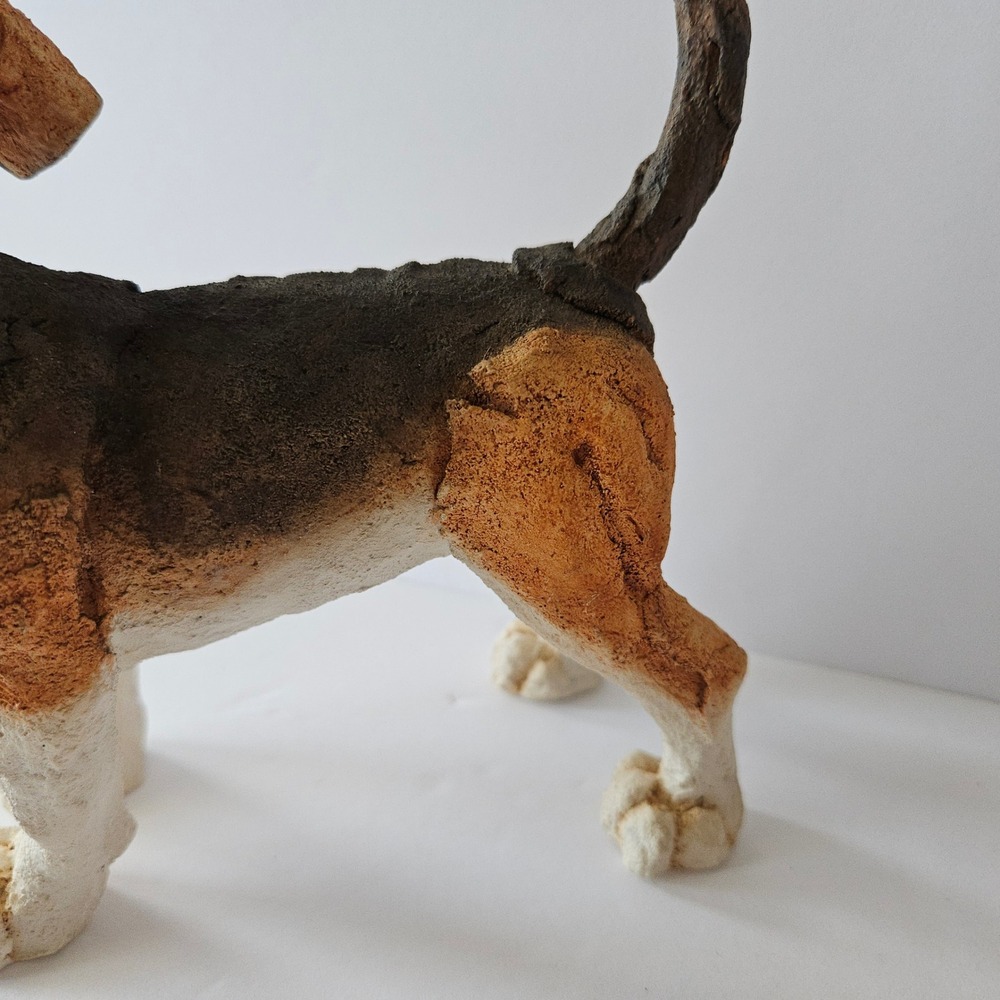Vtg A Breed Apart #70001 BEAGLE Dog Statue 2001 Country Artists Resin EXCELLENT - Picture 9 of 11